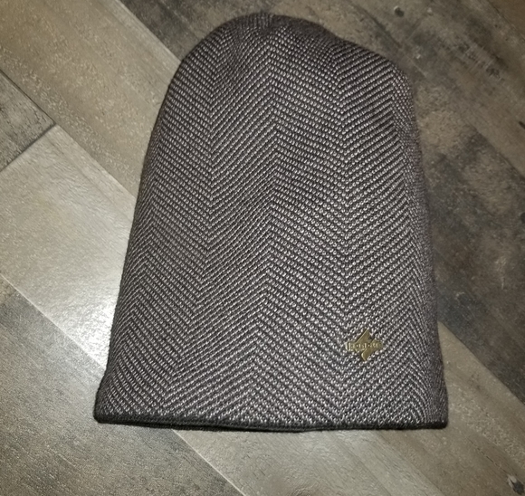Skully New Unisex🤎 - Picture 3 of 8